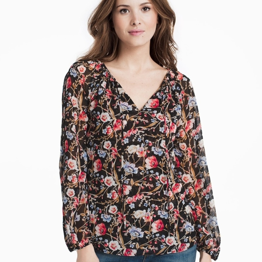 White House Black Market, Begonia Floral Top BLACK